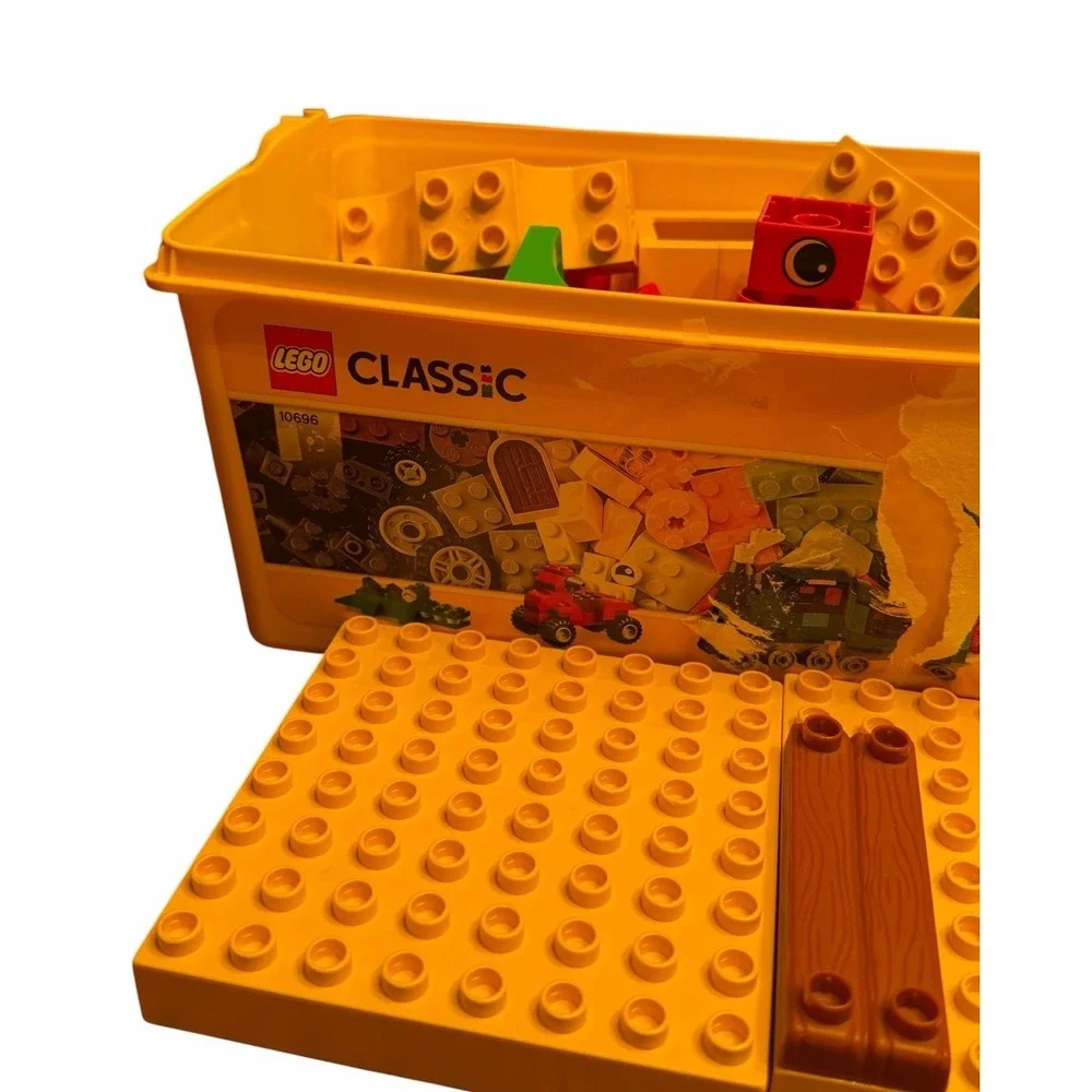 LEGO Classic 10698 Creative Brick Storage Box Mixed Pieces Lot Bases Duplo Build